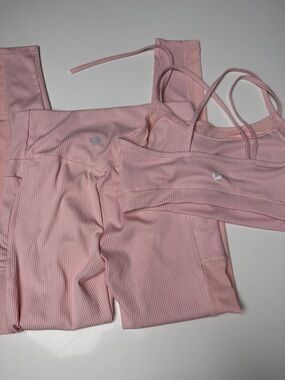 Secure Ribbed Blush Leggings & Sports Bra